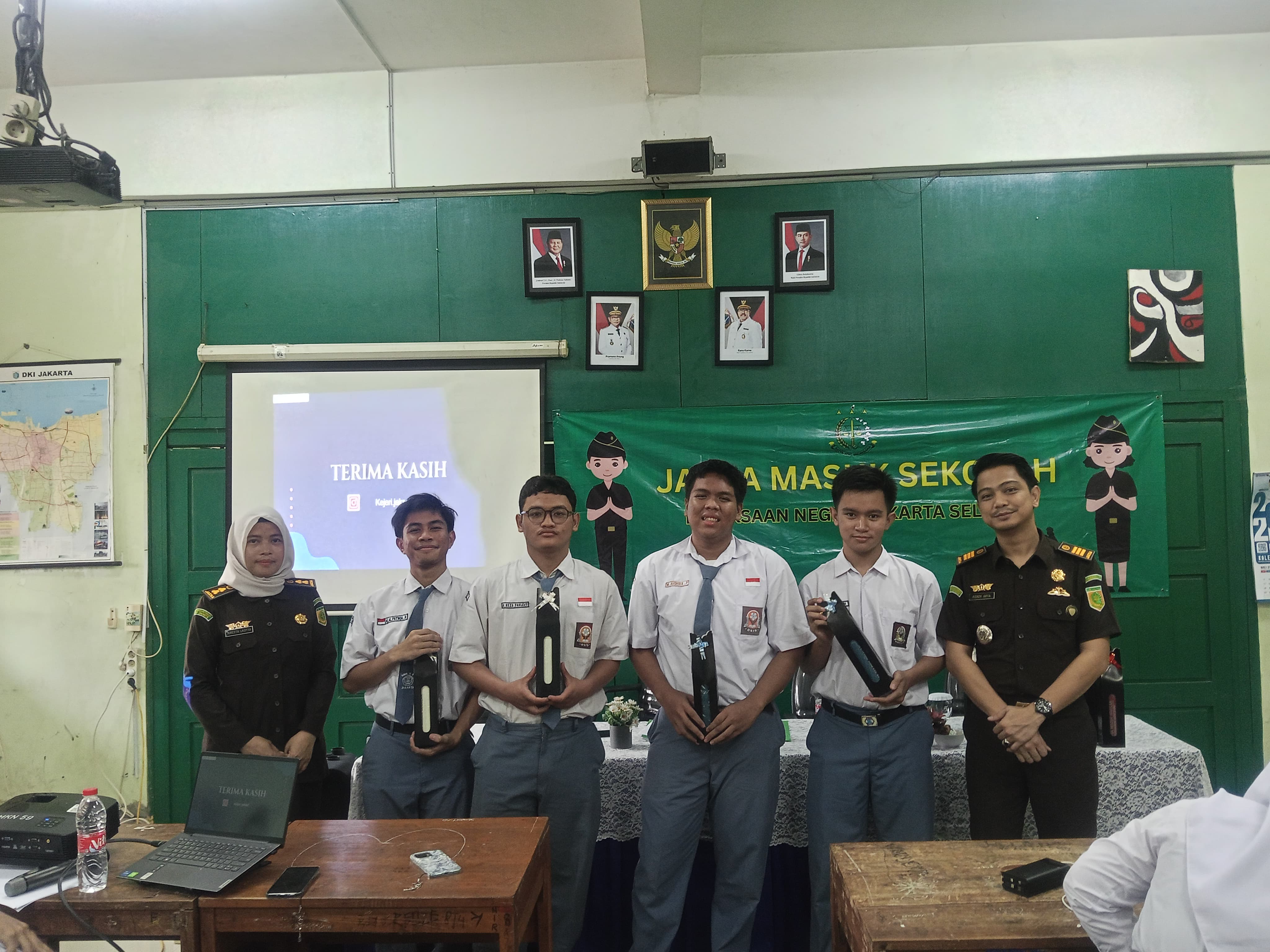 Gedung Sekolah SMK 23 NEGERI JAMBI